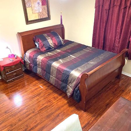 קרולטון Homestay מראה חיצוני תמונה